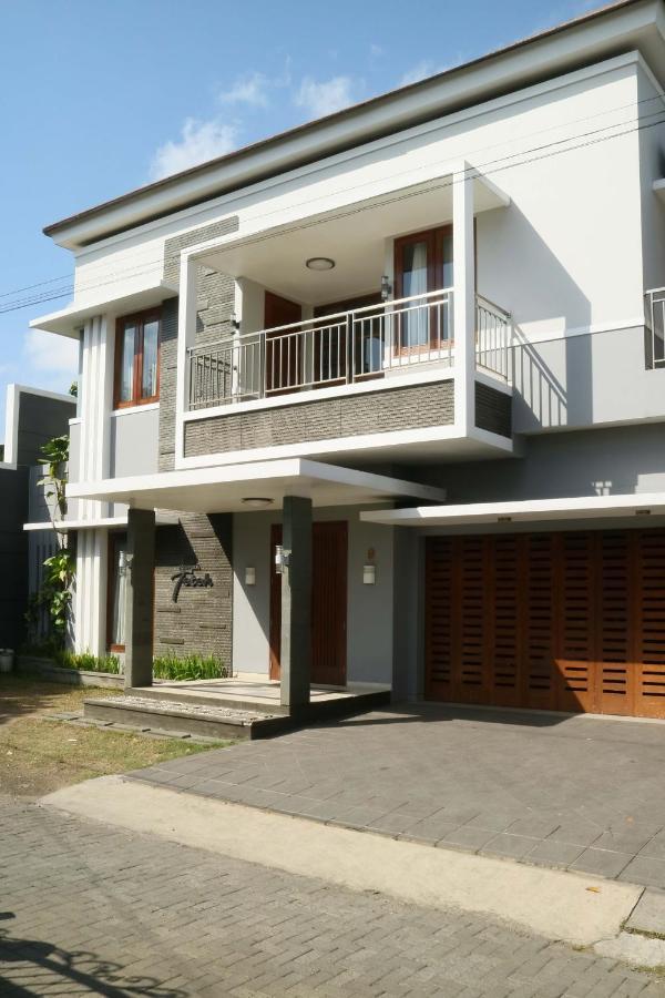 Rumah Teteh - Plemburan Kejayan Exterior photo